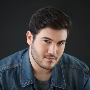 Meet your Posher, Aram